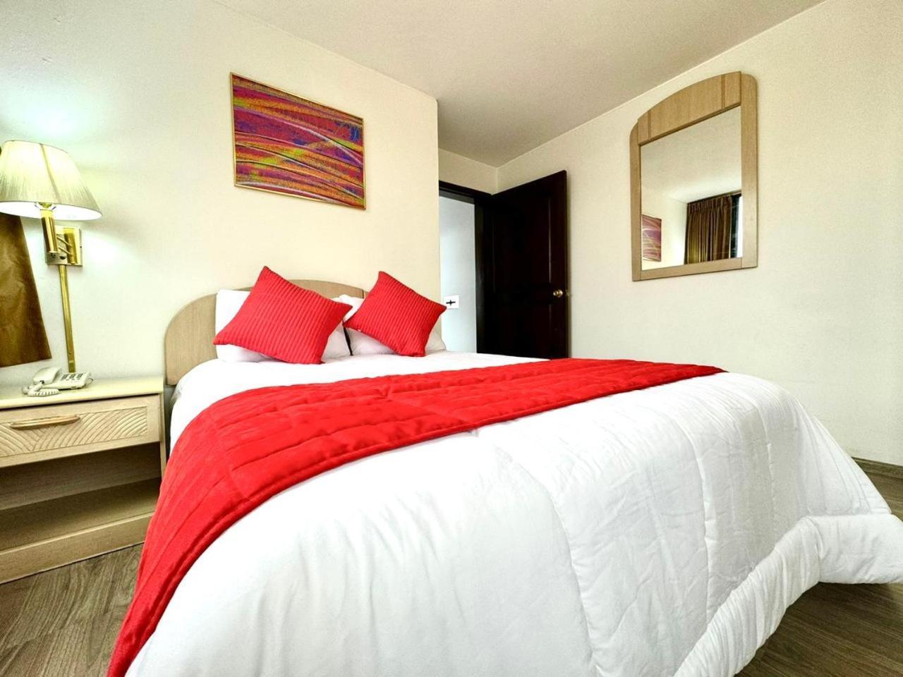 Stanford Suites Hotel Кито Экстерьер фото